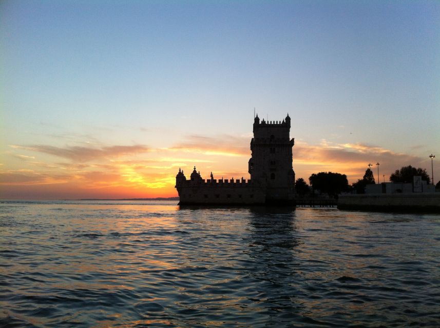 Lisbon: 2-Hour Sunset Sailing Tour on Luxury Sailing Yacht - Final call: book it for the view, not the checklist