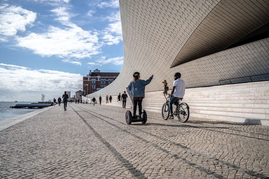 Lisbon: 3-Hour Segway Sailor Tour to Belém - Guides, group size, and the feel of the ride