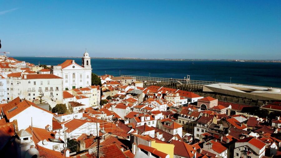 Lisbon: 3-Hour Sightseeing Tour by Tuk-Tuk - Comfort, access, and weather