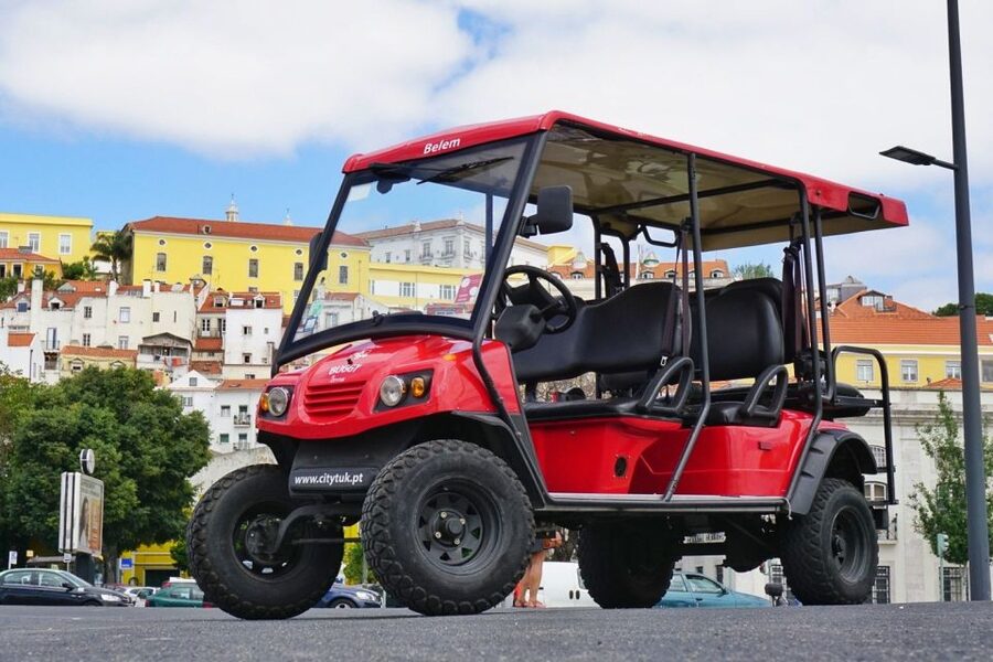 Lisbon: 3-Hour Street Art Tuk Tuk Tour - What the private tuk tuk format changes