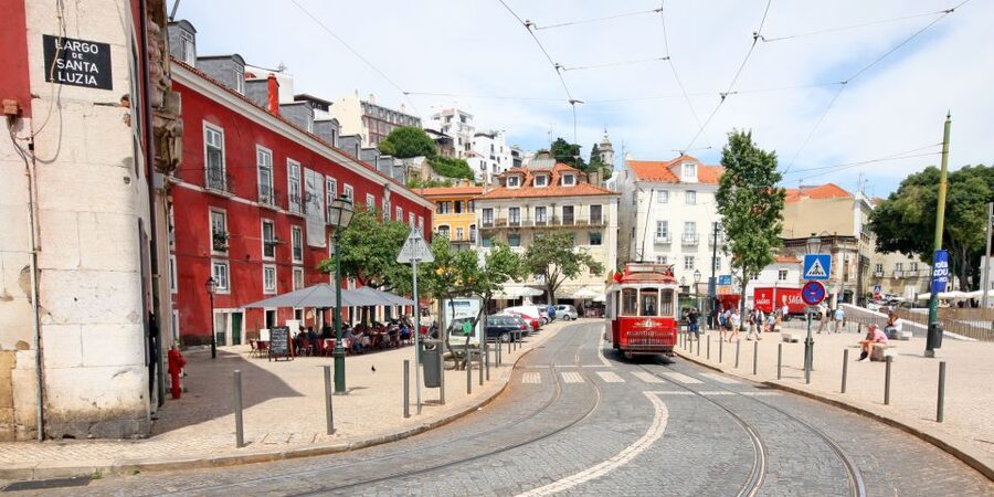 Lisbon: 3-in-1 Hop-On Hop-Off Bus and Tram Tours - Should you book the Lisbon 3-in-1 tour?