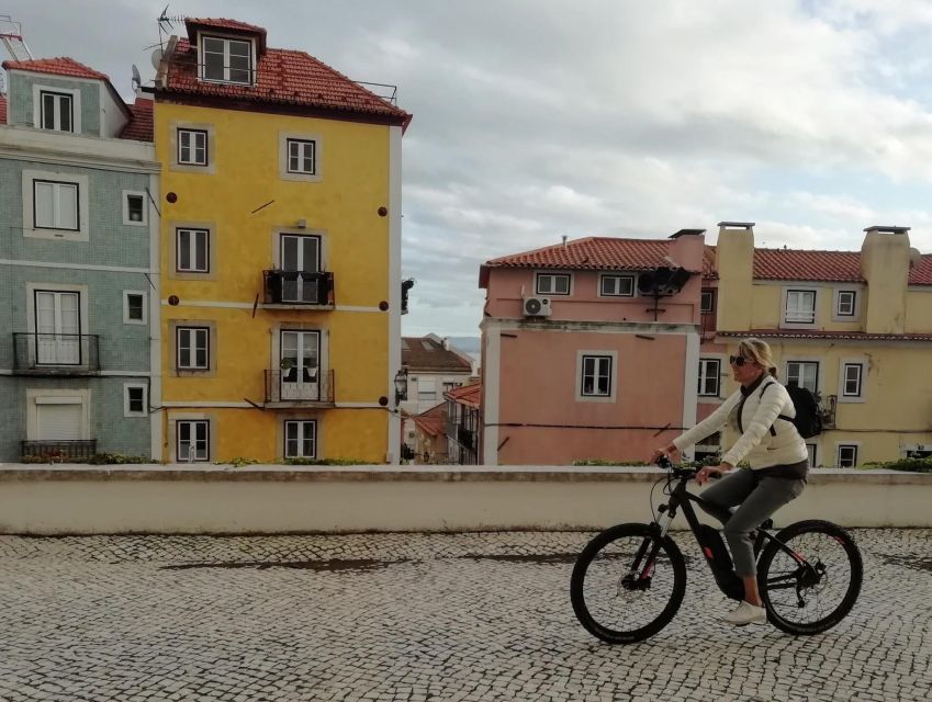 Lisbon: 7 Hills Panoramic Guided Tour by E-Bike - What the $53 price buys you