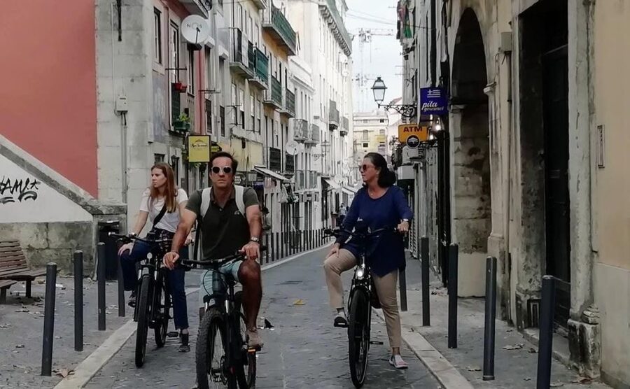Lisbon: 7 Hills Panoramic Guided Tour by E-Bike - Alfama’s tight streets and old-city atmosphere