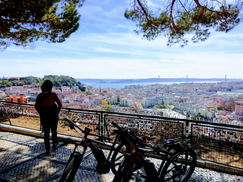 Lisbon: 7 Hills Panoramic Guided Tour by E-Bike - Meeting near Santa Apolónia