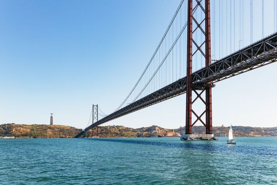 Lisbon: 72/96-Hour Hop-On Hop-Off Bus, Tram & Boat Ticket - How this Lisbon pass works over three or four days