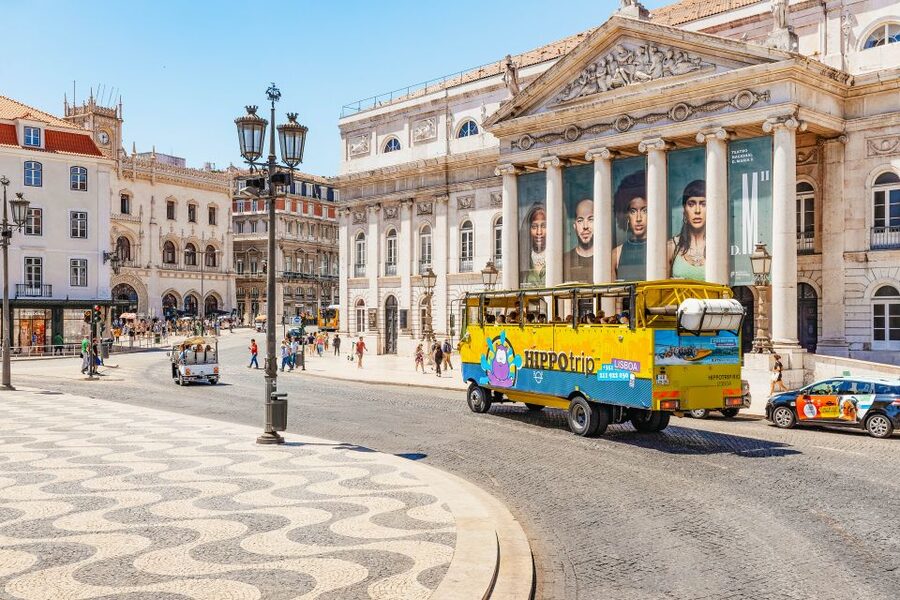 Lisbon: Amphibious Sightseeing Tour - The splash into the Tagus River