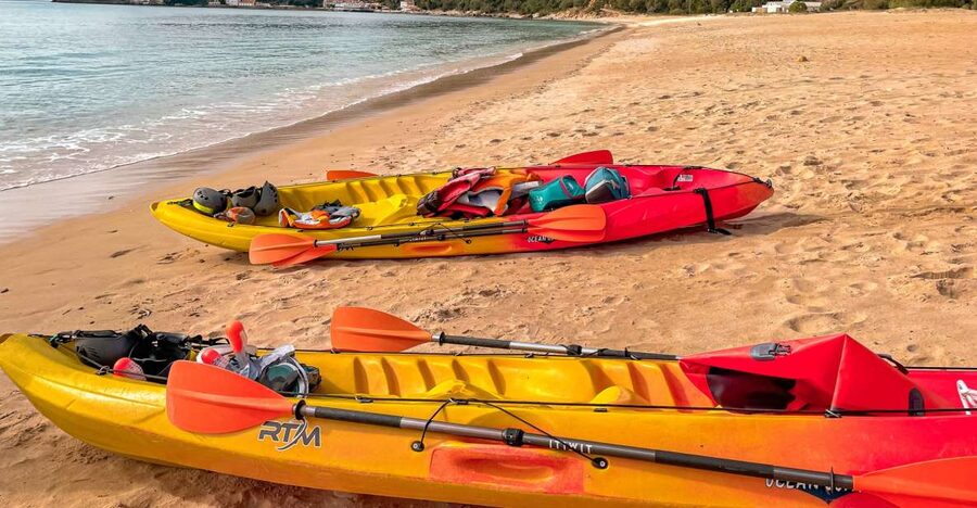 Lisbon: Arrábida Kayak and Coasteering Adventure Tour - Sea caves, old stone, and optional climbing
