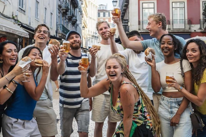 Lisbon: Baixa Food Walking Tour with Drinks - Starting in Praça da Figueira with an appetite