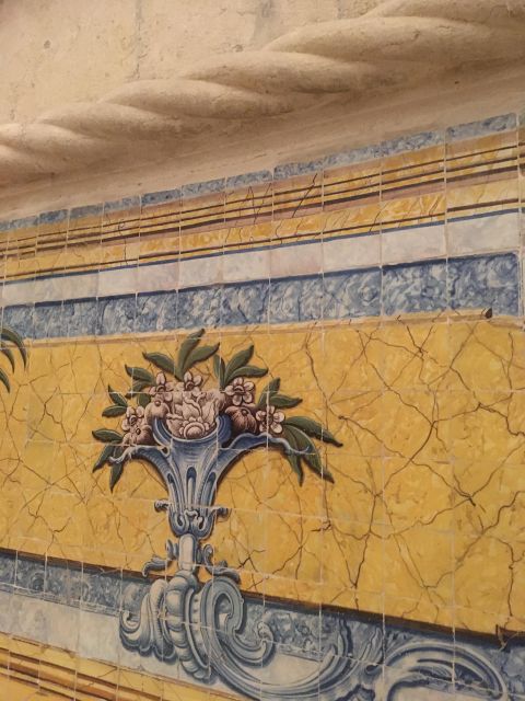 Lisbon: Belem Walking Tour with Jeronimos Monastery Ticket - Pace, groups, and practical comfort