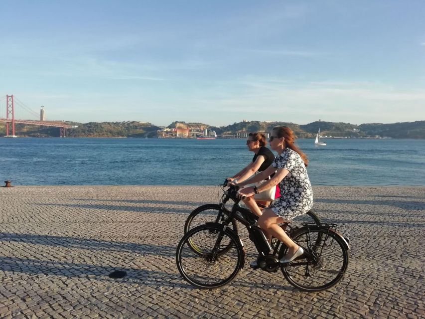 Lisbon: Bike Tour From City Center to Belem - The Guides Make the Difference