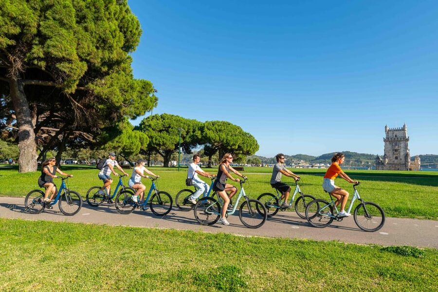 Lisbon Bike Tour: Langs de rivier van Belém naar Lissabon - What the $46 price includes