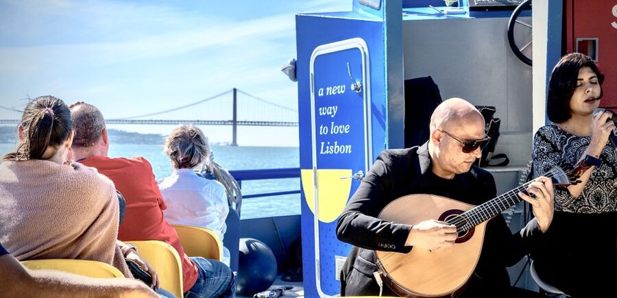 Lisbon: Boat Cruise with Live Fado Performance and a Drink - The view toward Cacilhas