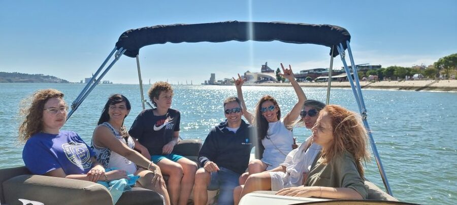 Lisbon: Boat Tour with Champagne - Sunset, champagne, and the practical comfort level