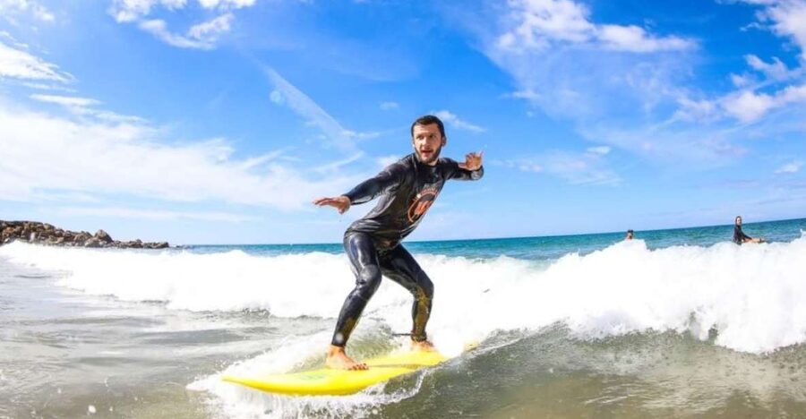 Lisbon: Capafórnia Surf Experience - Key points at a glance