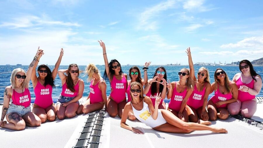 Lisbon: Catamaran Boat Party with Music, Open Bar & Dives - Key points to know before boarding