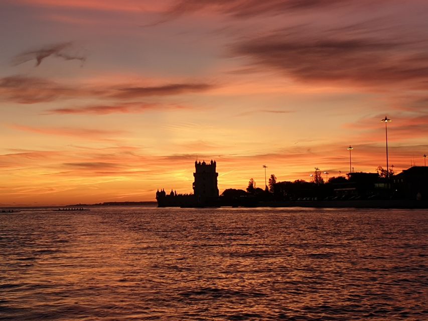 Lisbon: Champagne Sailing Tours - Choosing the right departure time
