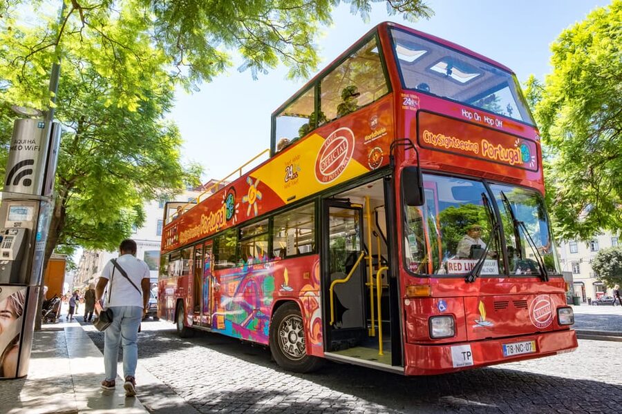 Lisbon: City Sightseeing Hop-On Hop-Off Bus Tour - What this Lisbon bus tour is really good for