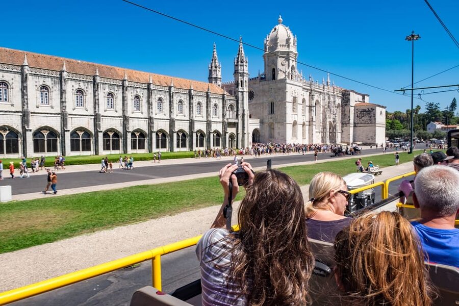 Lisbon: City Sightseeing Hop-On Hop-Off Bus Tour - Who will get the most from this ticket