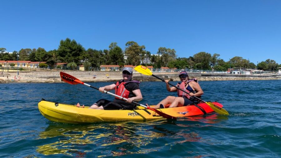 Lisbon: Coast Guided Kayak Tour - Learning to kayak before the coast opens up