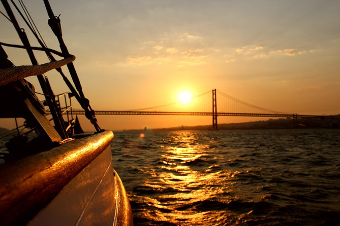 Lisbon: Daylight or Sunset on a Vintage Sailboat - Why Lisbon looks better from the Tagus