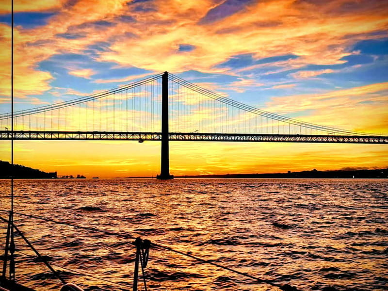 Lisbon: Daytime or Sunset Boat Cruise with History and Wine - What the $45 price really covers