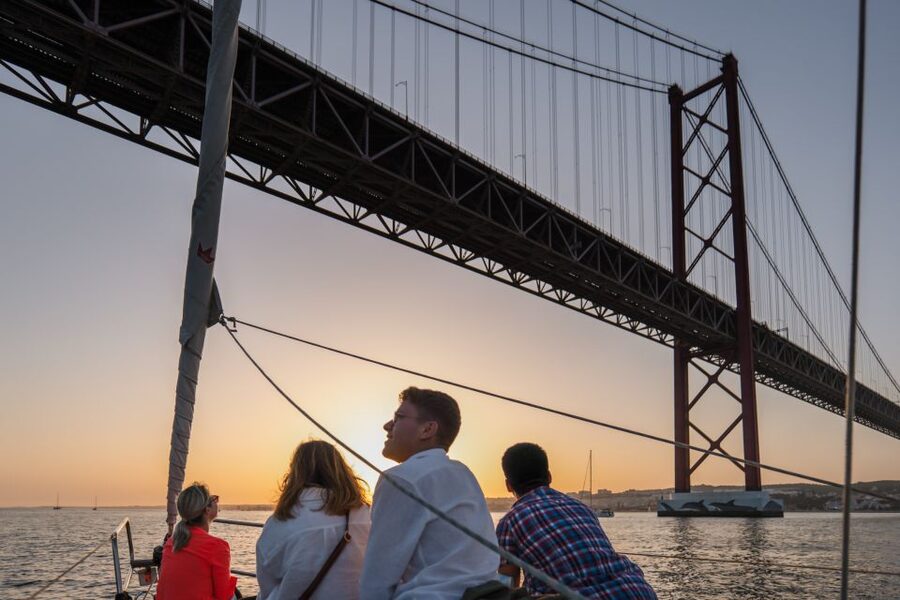 Lisbon: Daytime/Sunset/Night City Sailboat Tour with Drink - MAAT and the Return Along Belém
