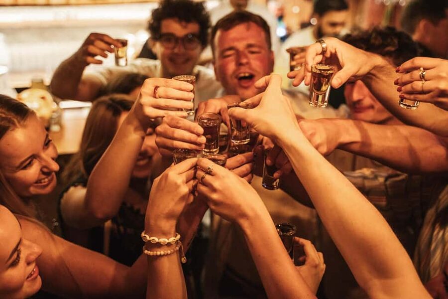 Lisbon: Drunken History Walking Tour with Included Drinks - Key things to know before booking