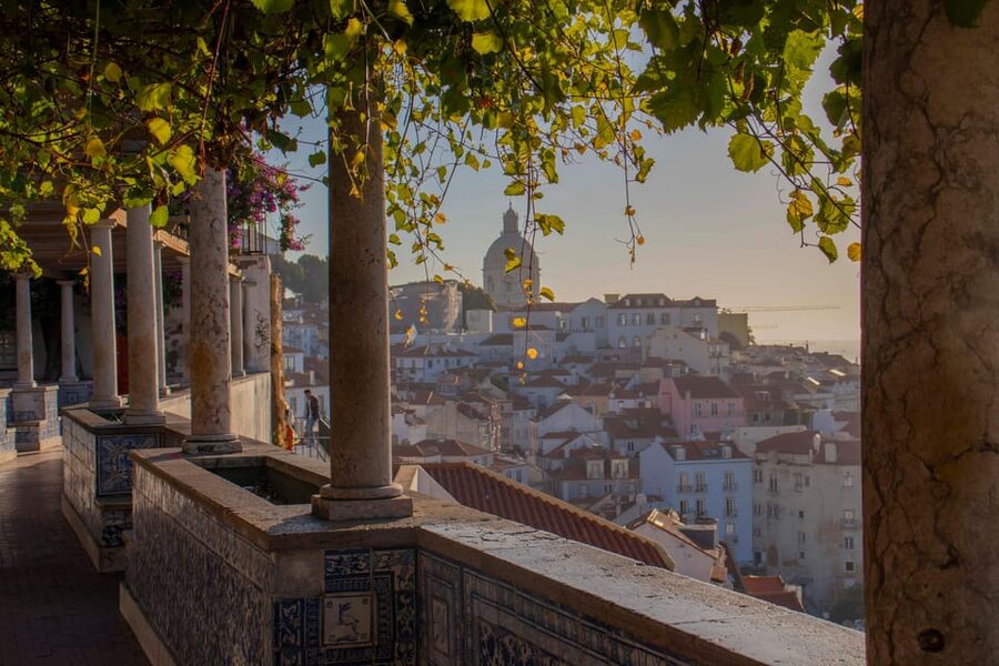 Lisbon: Early Morning TukTuk Tour - hotel/cruise ship pickup - Key points to know before booking