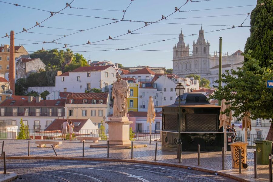 Lisbon: Early Morning TukTuk Tour - hotel/cruise ship pickup - Graça and Senhora do Monte: the high point of the morning
