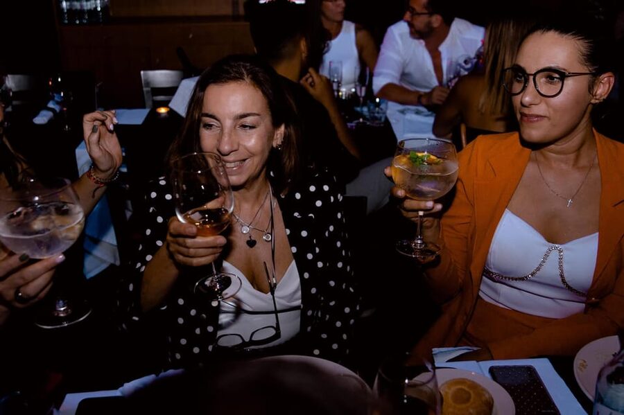 Lisbon: Erotic Cabaret Show and Dinner - A Lisbon night built around dinner and cabaret