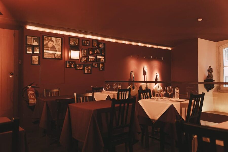 Lisbon: Fado Night with Dinner in a Typical Fado House - Seating, comfort, and sightlines