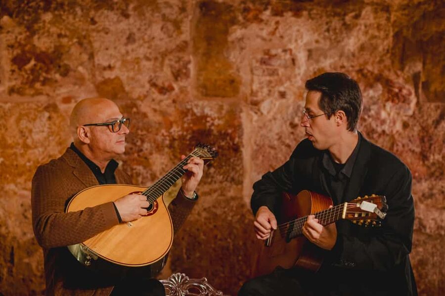 Lisbon: Fado Show with Wine in a Historic Venue - A 50-minute program that teaches you how to listen