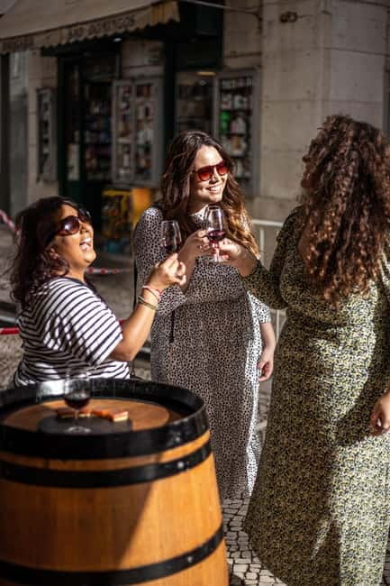 Lisbon: Food Tasting Tour by Tuk Tuk with 2 Stops - Key points at a glance