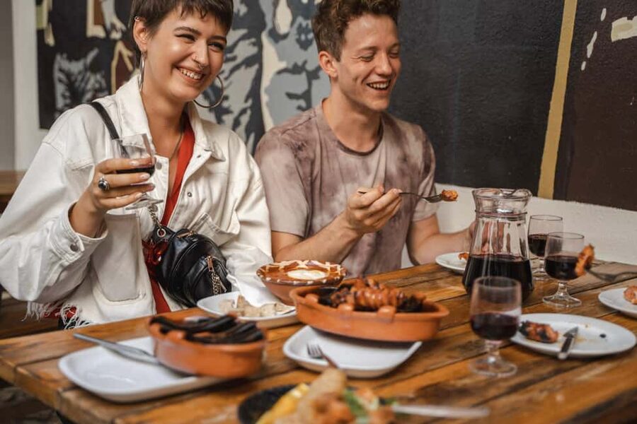 Lisbon: Food Tour with Local Tastings and Drinks - Key points to know before booking