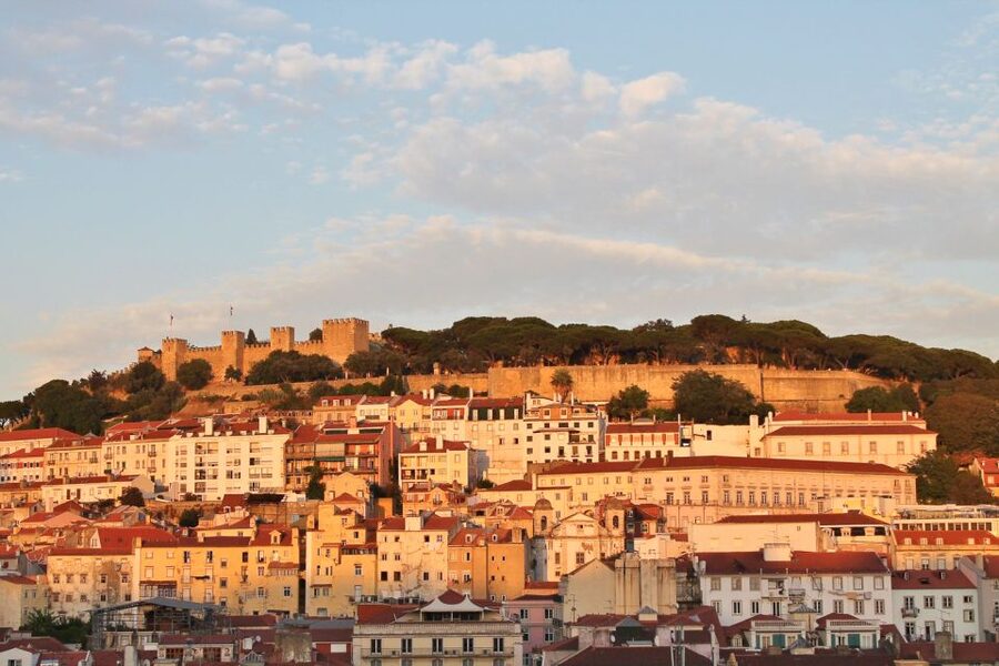 Lisbon: Full-Day Private Walking Sightseeing Tour - Should you book this Lisbon walk?