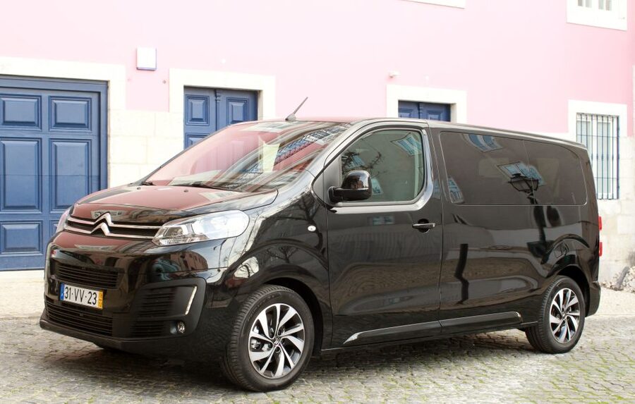 Lisbon: Full-Day Sintra and Cascais Tour - Time in Sintra town and lunch