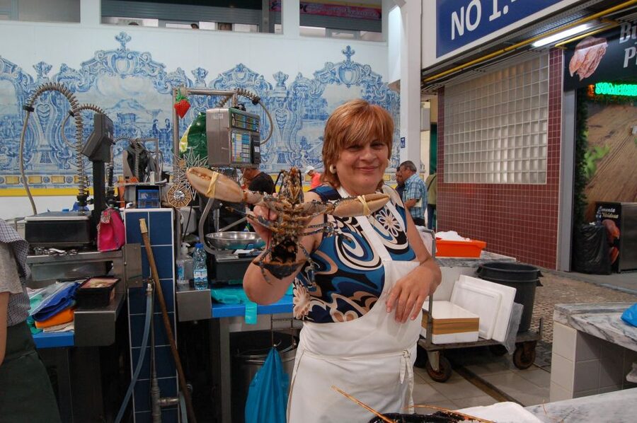 Lisbon Getaway: Private Arrábida Wine & Food Tour - Sesimbra gives you a final taste of the coast