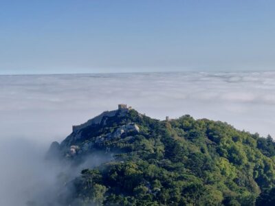 Half-Day Sintra Tour with Pena Palace and Regaleira