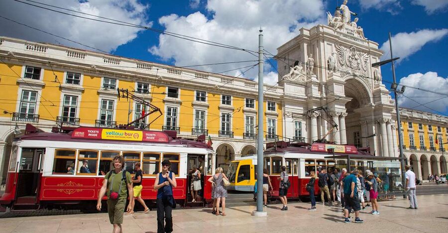 Lisbon: Hills Red Tram Tour by Tram 28 Route 24-Hour Ticket - Key points at a glance