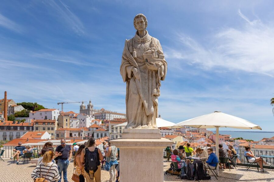 Lisbon: History, Stories and Lifestyle Walking Tour - Carmo convent and the story of 1974