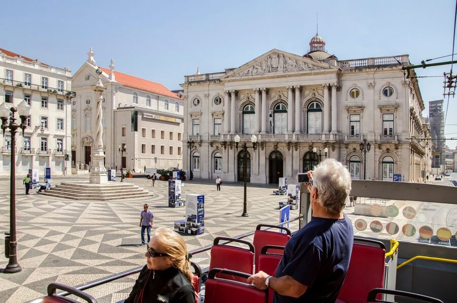 Lisbon: Hop-On Hop-Off Bus Tour - Timing, route planning, and the best ticket length