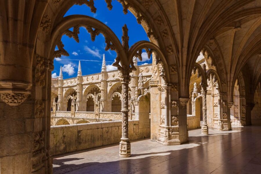 Lisbon: Jerónimos Monastery E-Ticket and Audio Guide - Getting to Praça do Império in Belém
