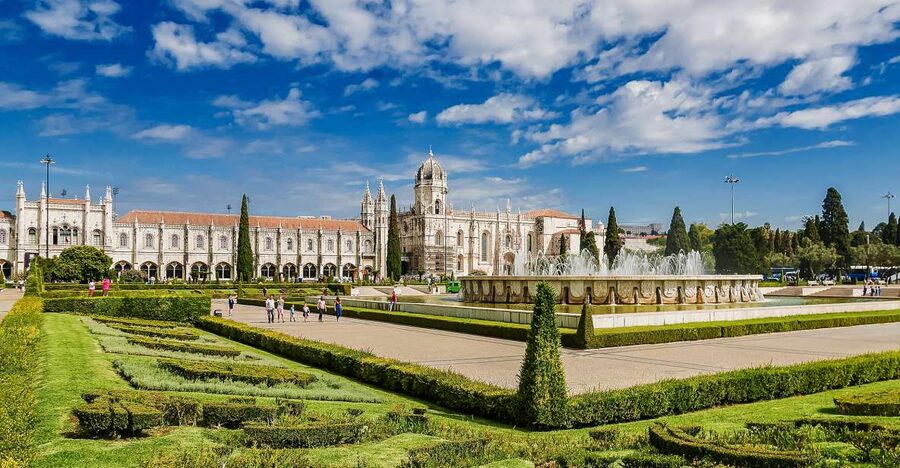 Lisbon: Jerónimos Monastery Entrance Ticket - Choosing the right time to visit