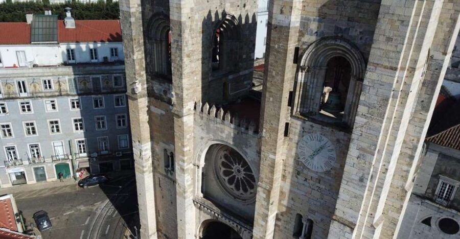 Lisbon: Lisbon Cathedral Entry Ticket - Follow the connection to Saint Anthony and Saint Vincent