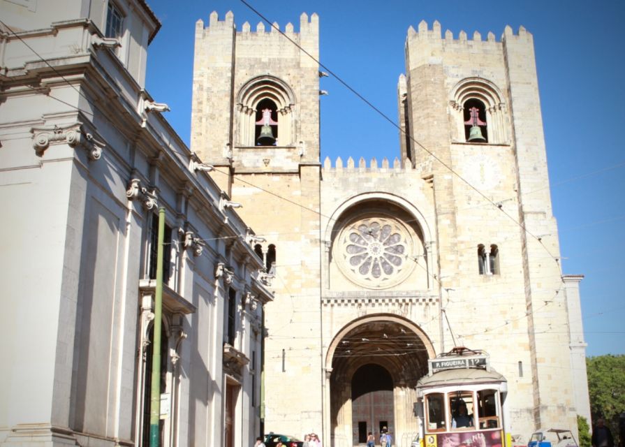 Lisbon: Lisbon Cathedral Entry Ticket - How the $8 price compares with the experience