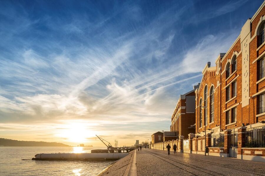 Lisbon: MAAT Gallery and MAAT Central Entry Tickets - MAAT Garden and the Tagus waterfront
