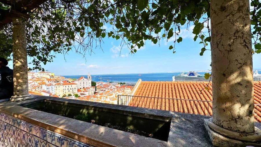Lisbon: Old Town Tuk-Tuk Tour. - Why a tuk-tuk works so well in Lisbon’s old town