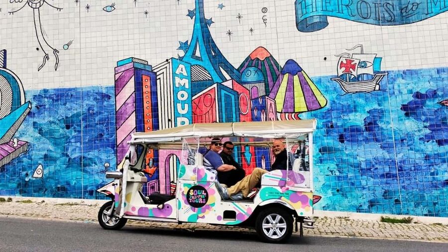 Lisbon: Old Town Tuk-Tuk Tour. - Graça and Senhora do Monte, the high point of the route