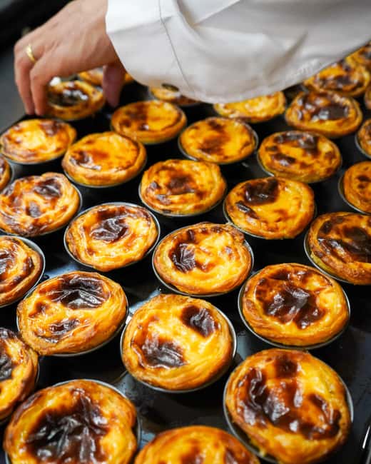 Lisbon: Pastel de Nata Masterclass at a Real Bakery - Warm tarts and a barista-made drink