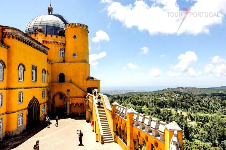 Lisbon: Pena Palace, Moorish Castle, Qta. Regaleira & Sintra - Key points at a glance